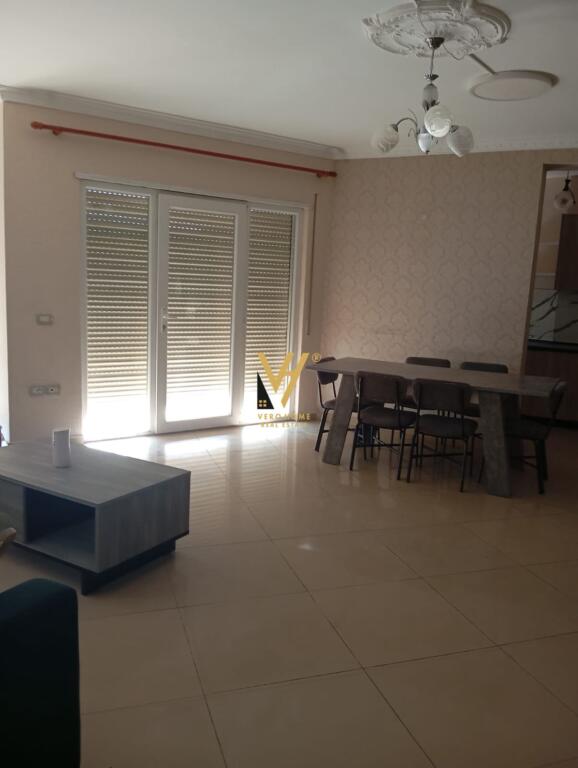 APARTAMENT 3+1+2+BLK ME QERA NE ASTIR