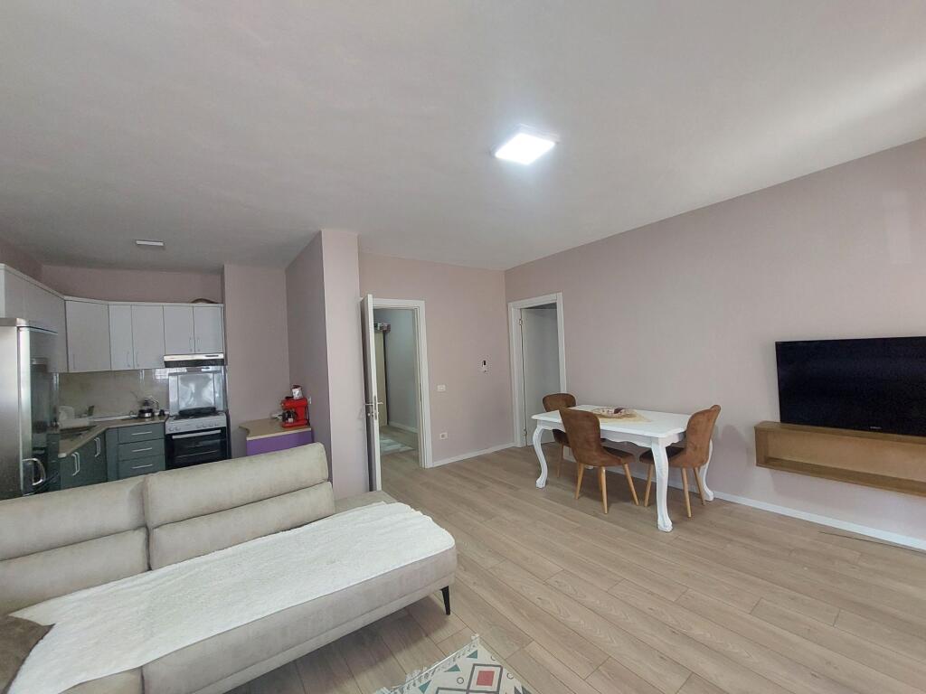 Rent! 2+1 apartment, Fresku, Thesari