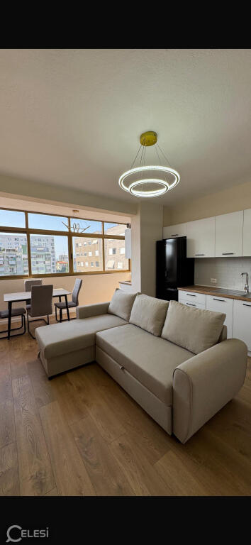 APARTAMENTE ME QERA 2+1 - 21 DHJETORI