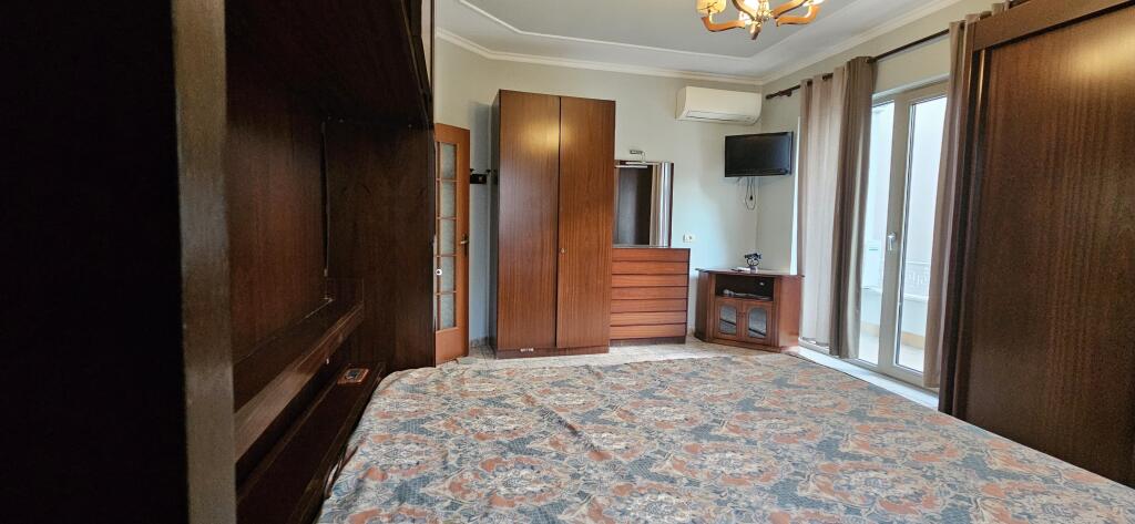 Apartament 2+1+2 për qira