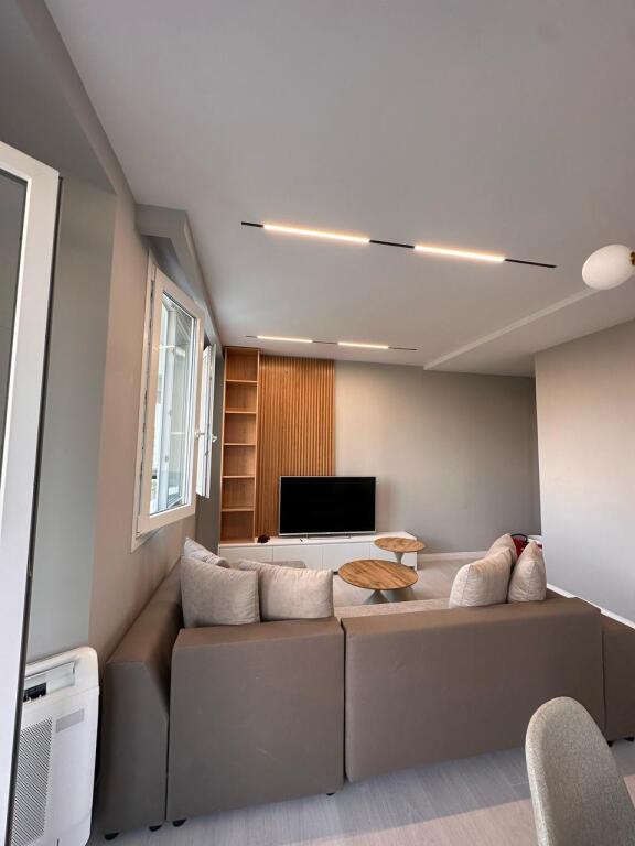 Apartament 1+1 për Qera – River Residence