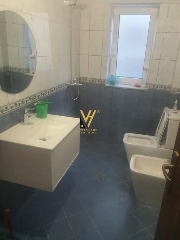 APARTAMENT 1+1+BLK ME QERA TE PETRO NINI LUARASI