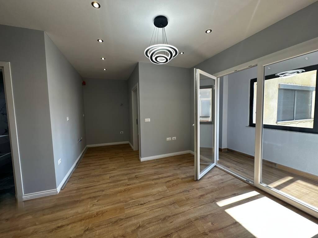 Shitet Apartament 1+1, i Investuar Totalisht – 5 Maji
