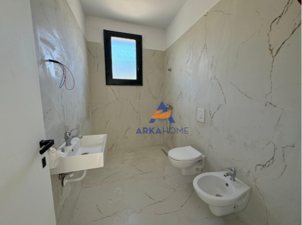 APARTMENT FOR SALE 1+1 IN "RADHIME, VLORE" WITH SEA VIEW, (INCLUDING PARKING SPACE).