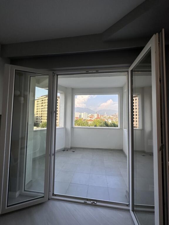 In Affitto Appartamento 1+1+1 Balcone