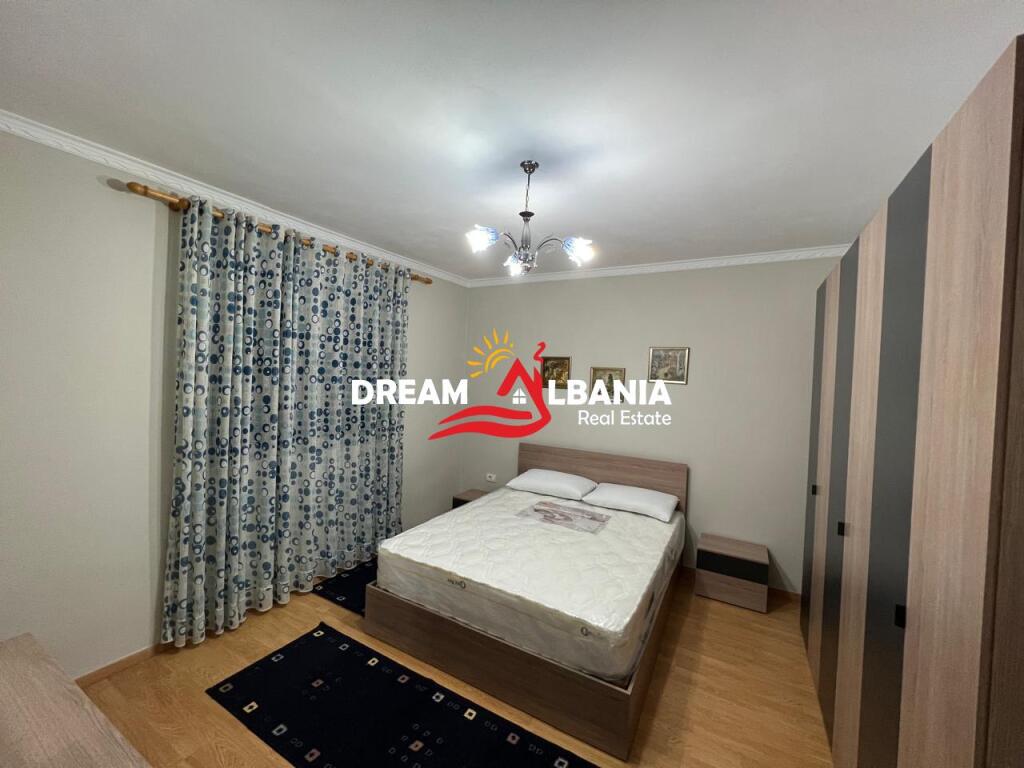 Jepet me qera 3+1+2 kati i nje vile tek Inxhinieria e Ndertimit (ID 4241037)