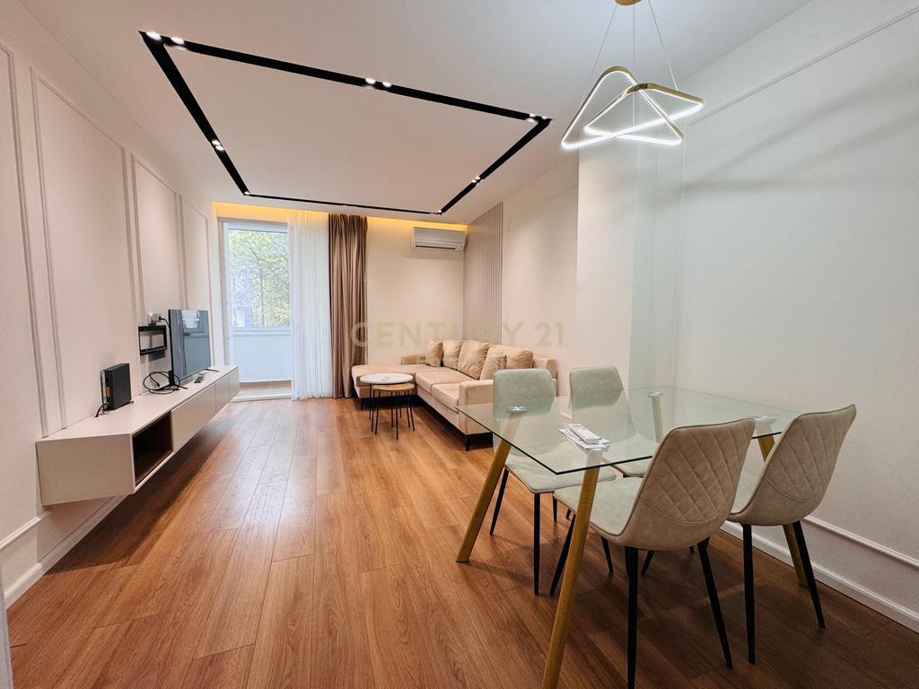 Apartament 2+1 për Qira tek Ish-Garda    ENT116924