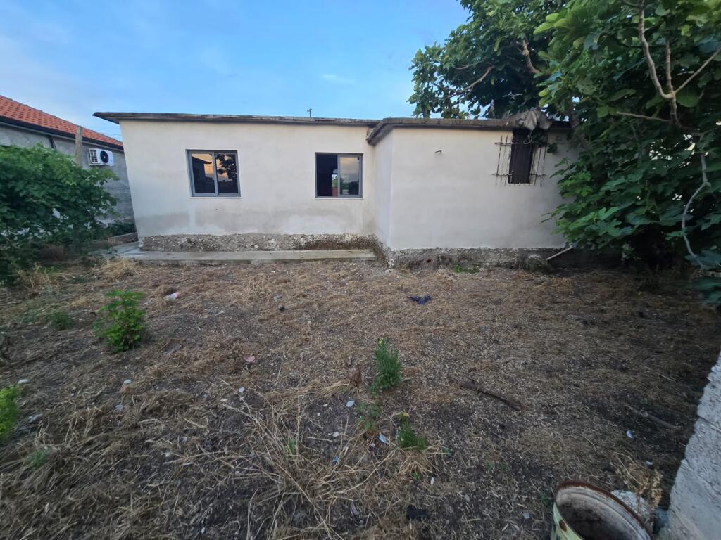 FOR SALE PRIVATE ONE-STOREY HOUSE IN PJEZE DURRES