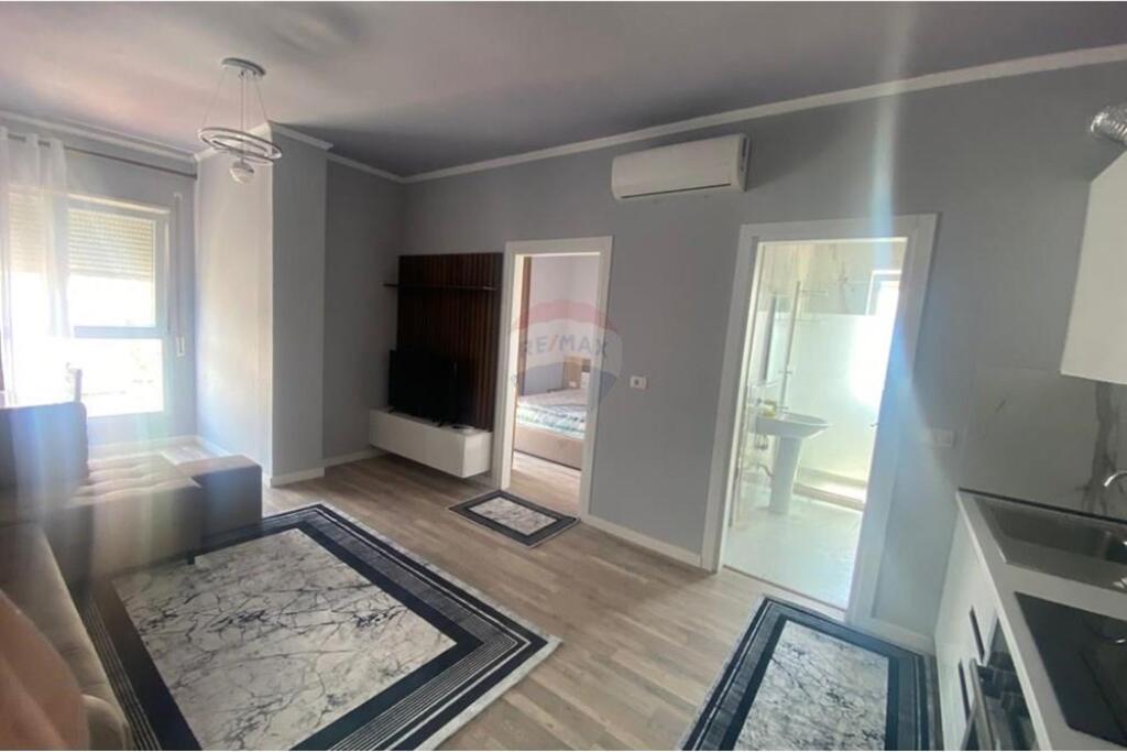 1+1 apartment for rent on 5 Maj Street