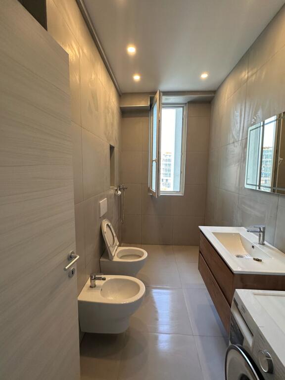 The River Residence complex offers for rent an apartment, 1+1 with parking space, furnished.