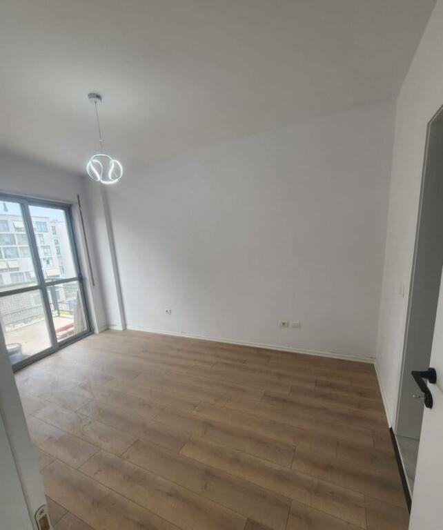 In the Paris Commune, a 2+1 apartment is for sale.