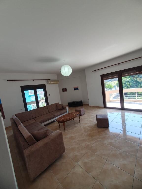 3+1 apartment for rent in Yzberisht – Best price!