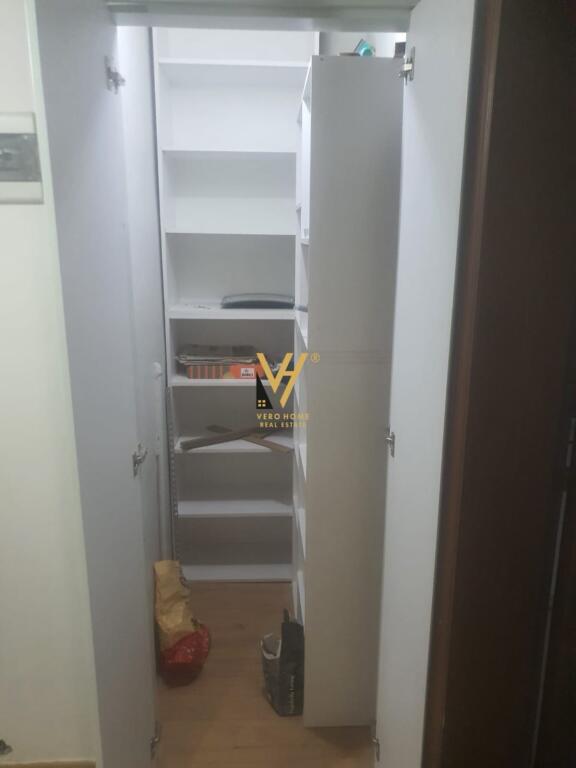 APARTAMENT 1+1+BLK ME QERA TE PETRO NINI LUARASI
