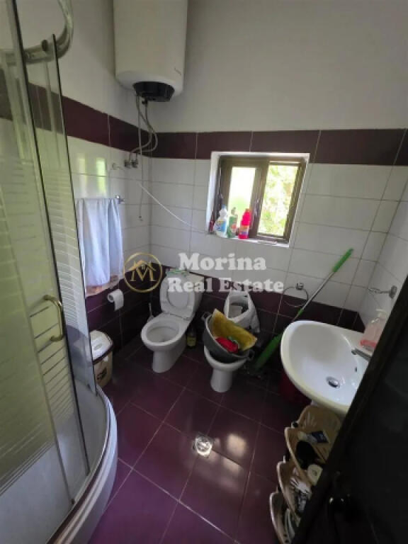 Qera, Hyrje Private 2+1, Yzberisht
