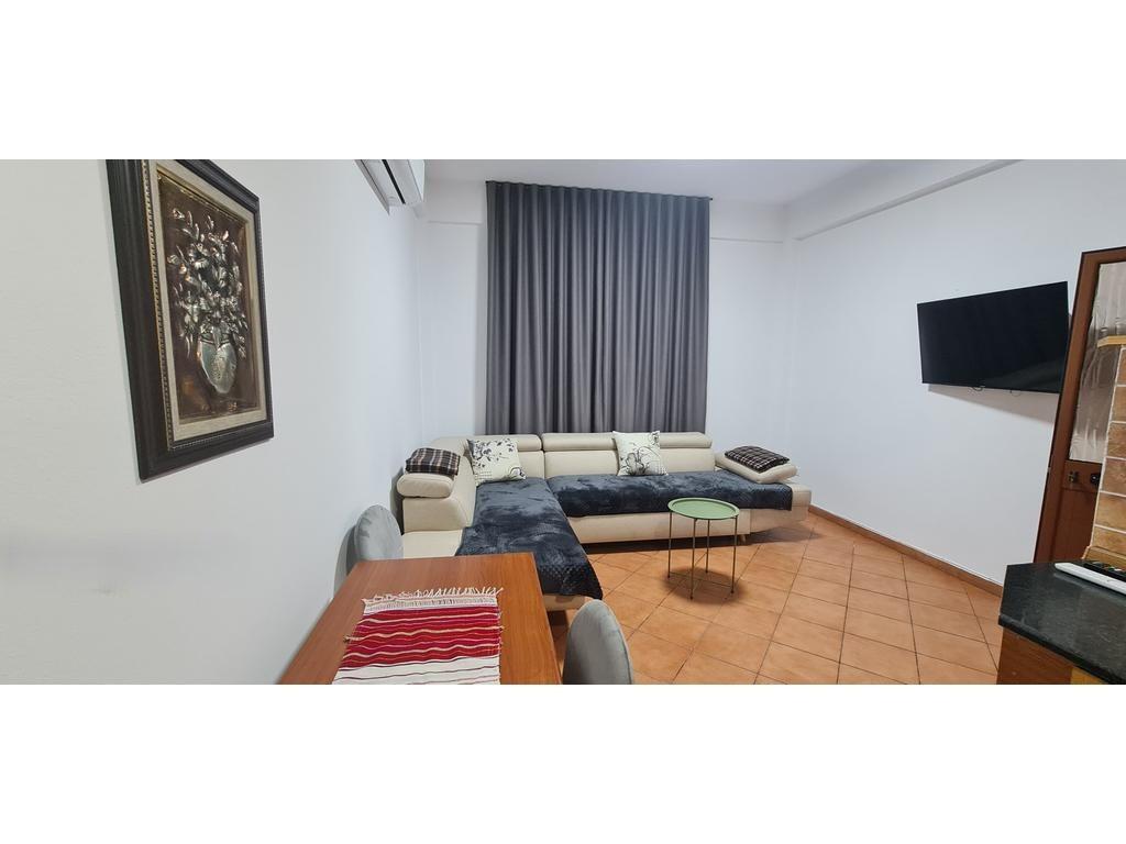 Apartament 1+1 ne zonen e Vilave Gjermane! 