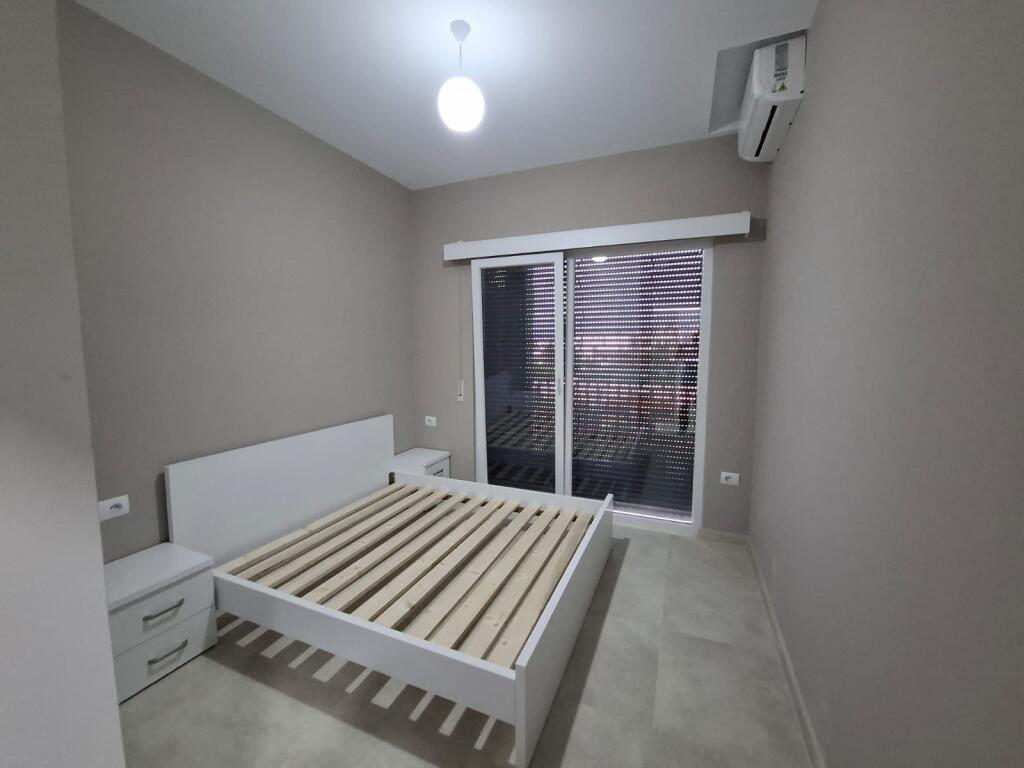 1+1 apartment for rent in front of Birra Tirana, Bedri Karapici street (with notarial contract)
