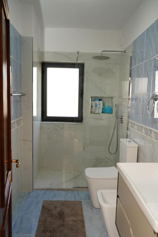 🏢In Selvia, near Market SPAR, a 2+1+2 furnished apartment is for rent.