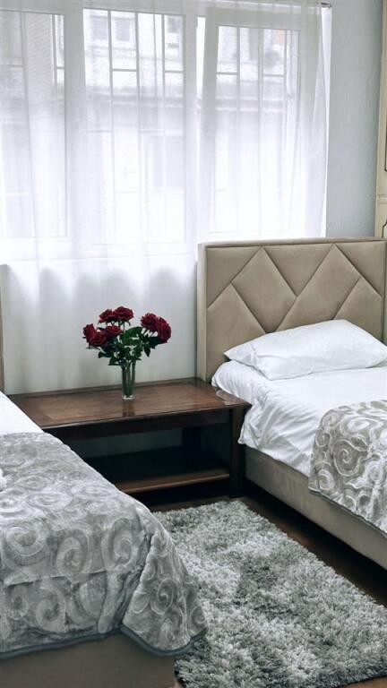 Apartament 3+1 me post parkimi në shitje në Brryli, Tiranë - 106 m²