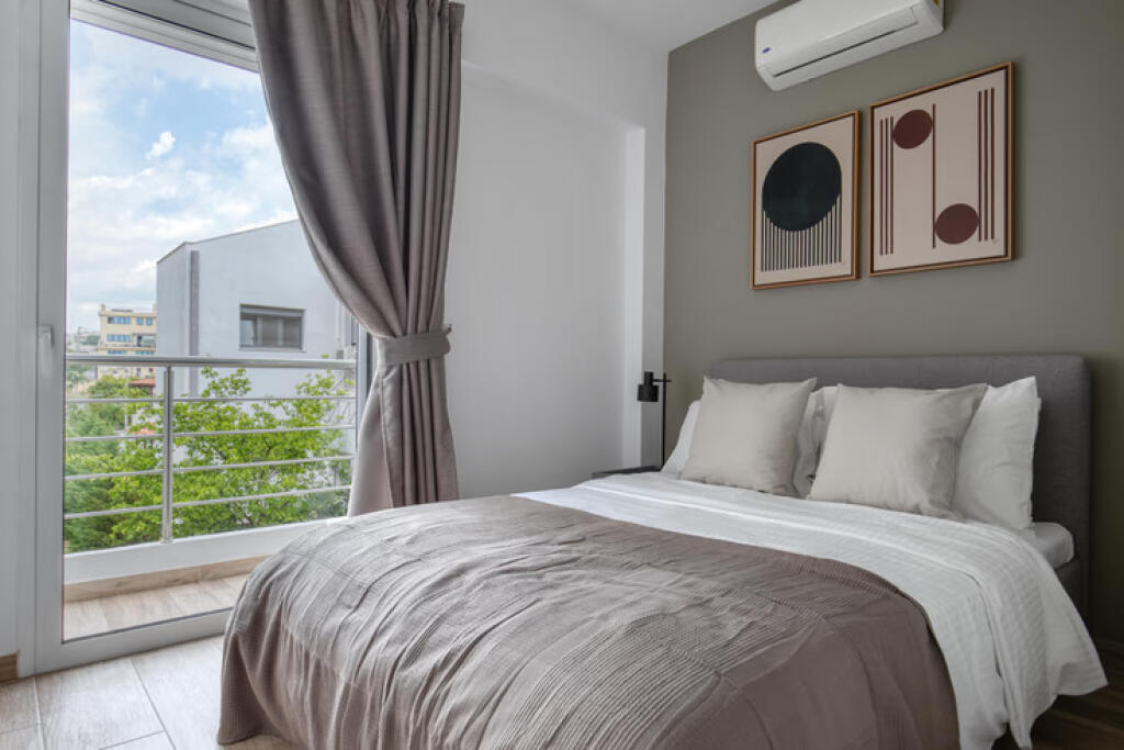 Apartament Me Qera 1+1 Tek Pazari I Ri (ID B2101157) Tirane.