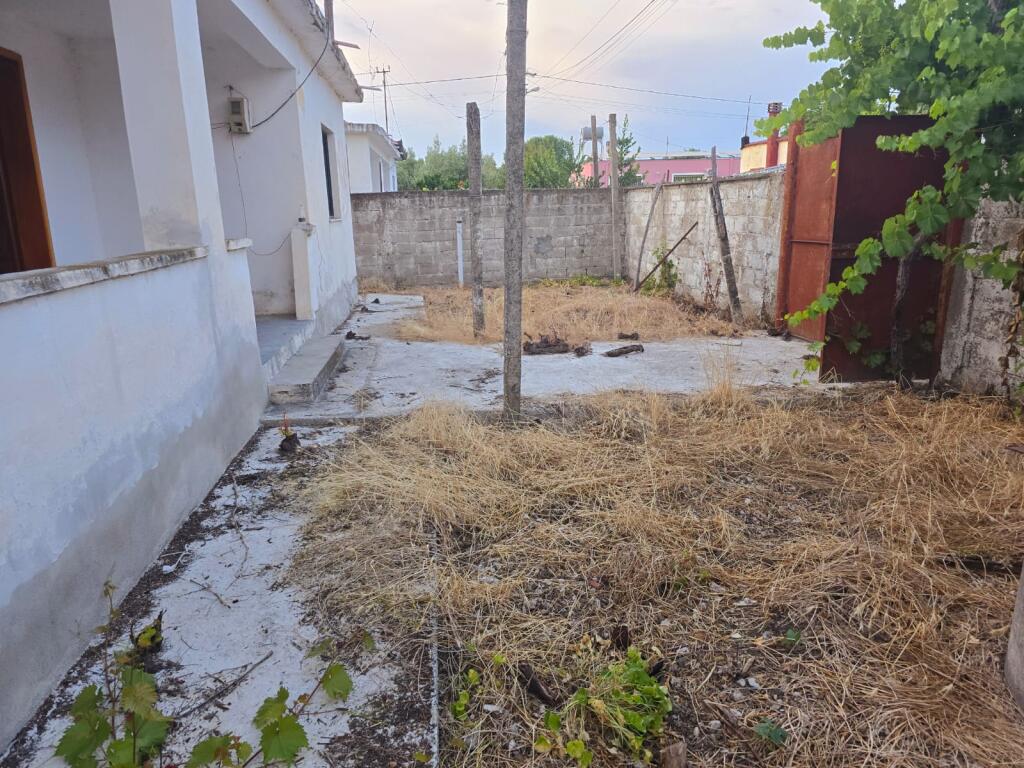 FOR SALE PRIVATE ONE-STOREY HOUSE IN PJEZE DURRES