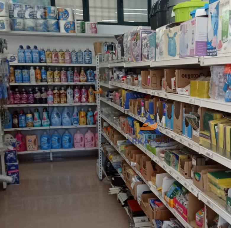 FOR SALE BUSINESS 188M2 "RRUGA MISTO MELE TREGU I ORIZIT VLORE"
