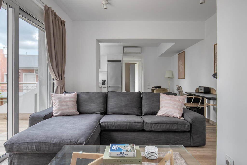 Apartament Me Qera 1+1 Tek Pazari I Ri (ID B2101157) Tirane.
