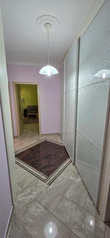 Apartament 1+1 me Qira – Rruga e Durrësit, pranë Qendrës