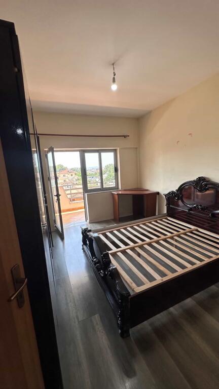 Apartament 2+1+2 me qera, mbrapa Artist, Astir