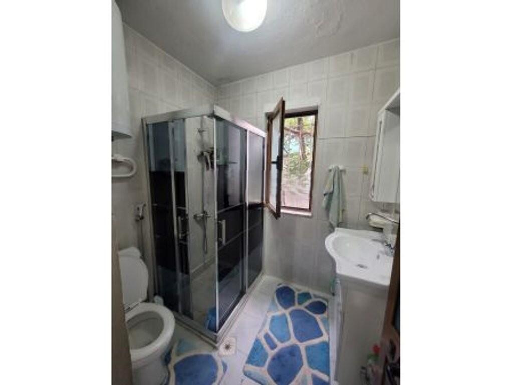 Shtepi private për shitje 1+1 afer Freskut Tiranë.