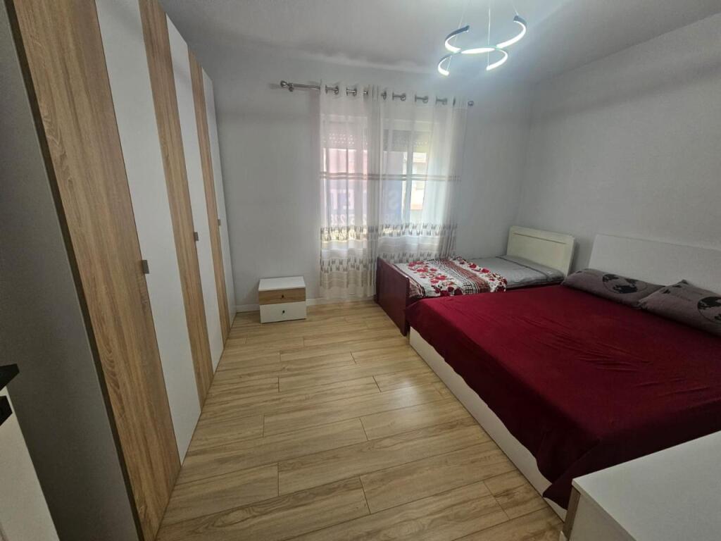 APARTAMENT 1+1 PER QERA PRANE "21 DHJETORIT"!