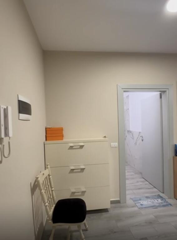 Jepet Me Qera Apartament 2+1+1 Ballkon