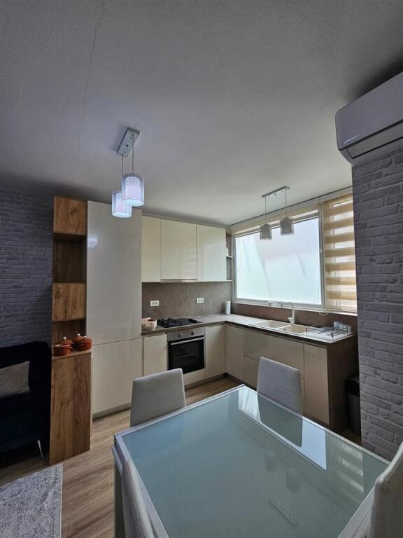 2+1 Apartment for Rent – Near Pasticeri Lej & Laj, Ballet School