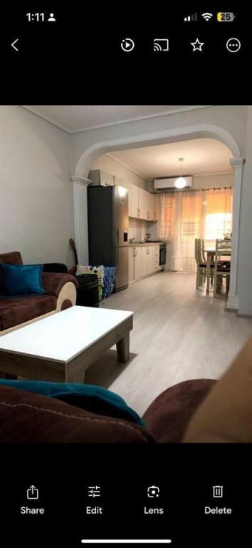 Një apartament 1+1 jepet me qera tek Oshe, bulevardi Gjergj Fishta.