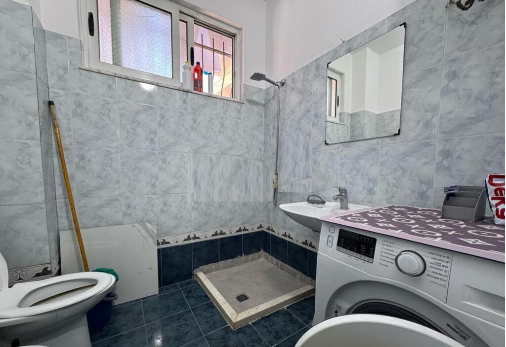 APARTAMENT 1+1 PER QIRA TEK AMBASADA AMERIKANE