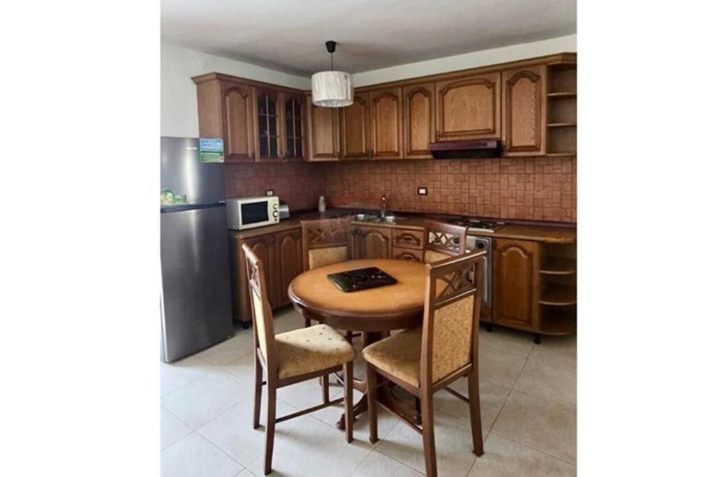 2+1 APARTMENT FOR RENT, WILLSON SQUARE