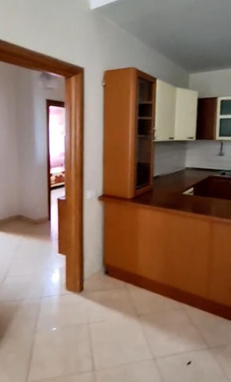 An apartment 2+1+2 is offered near the zoo.