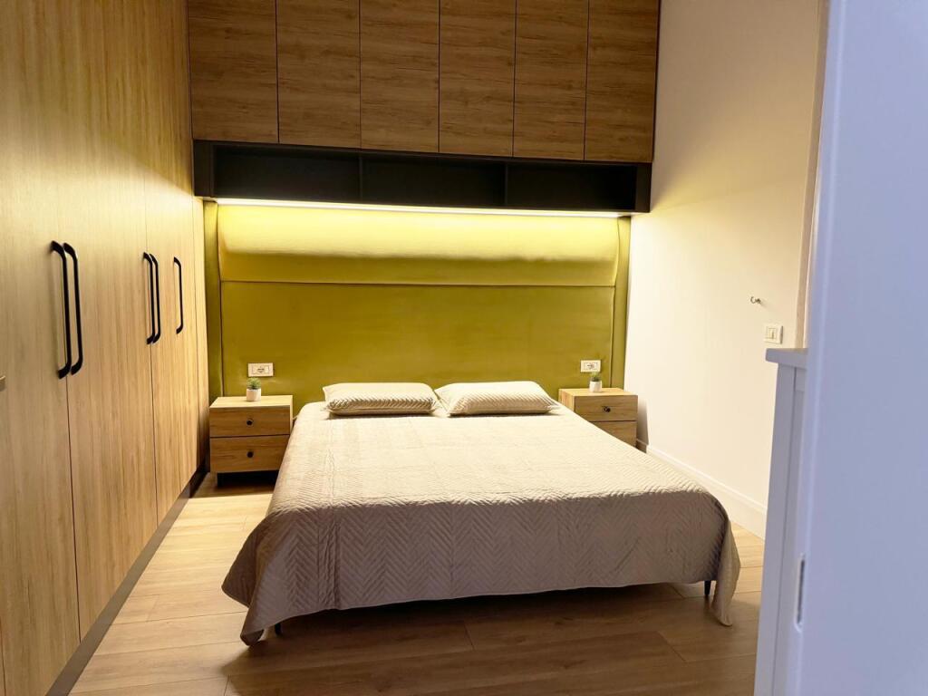 1+1 Apartment for Rent - Pazari i Ri