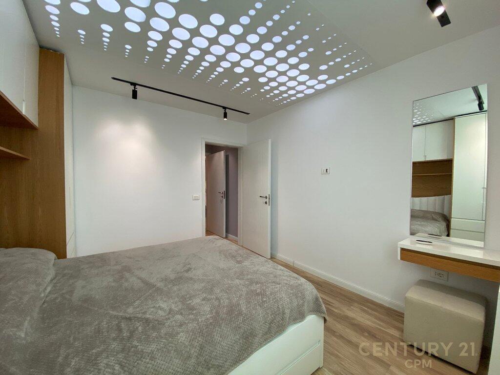 Apartament 1+1 Për Qira në Rrugën Siri Kodra, Tiranë