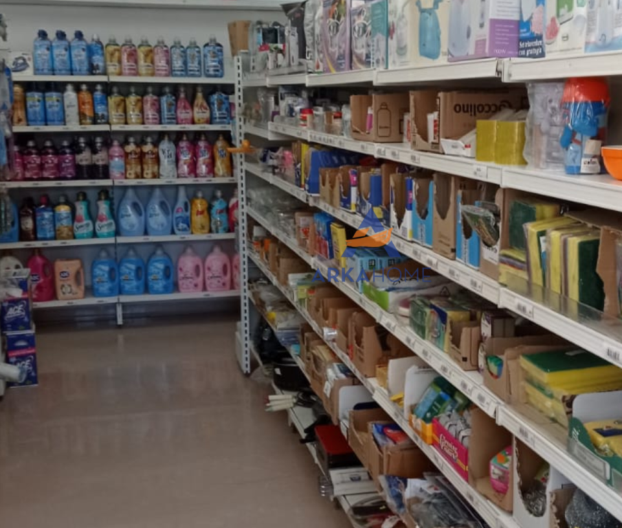 FOR RENT BUSINESS 188M2 "MISTO MELE STREET ORIZIT MARKET VLORE"