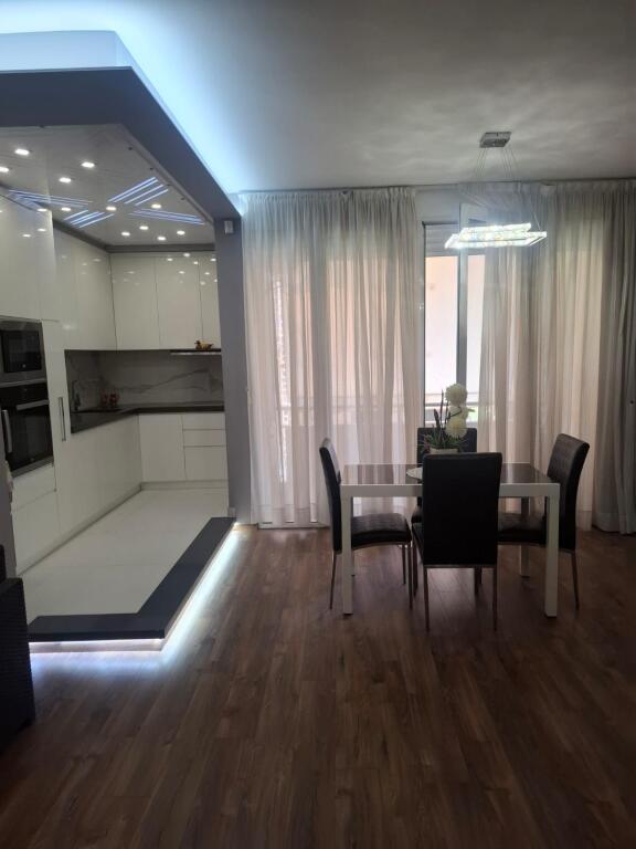 Apartament 2+1 me qira ne Astir