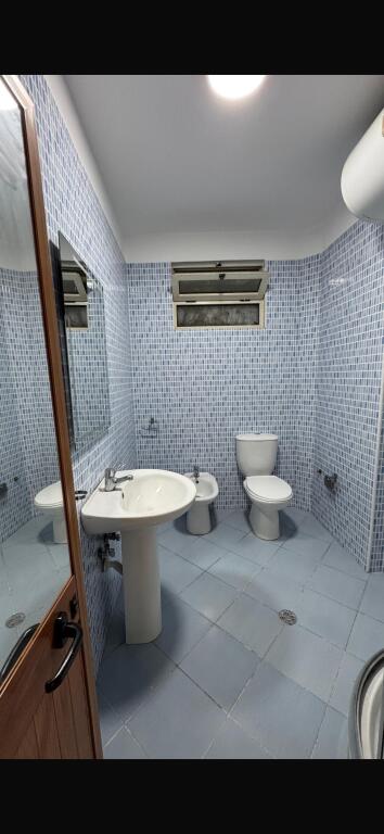 Apartament 2+1 me qira tek 21 dhjetori