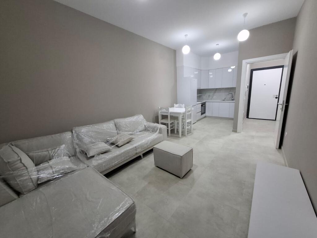 1+1 apartment for rent in front of Birra Tirana, Bedri Karapici street (with notarial contract)