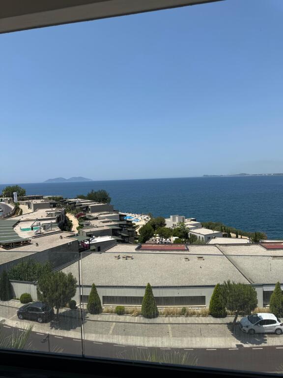 For sale 1+1 apartment with sea view Marina Bay, Vlorë