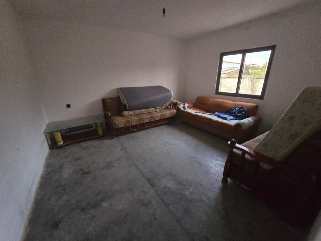FOR SALE PRIVATE ONE-STOREY HOUSE IN PJEZE DURRES