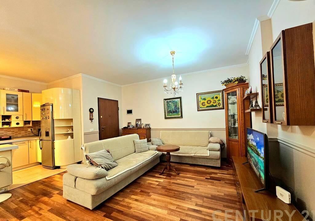 2+1 APARTMENT WITH PARKING FOR RENT NEAR THE ZOO GARDEN. Price upon request /Month