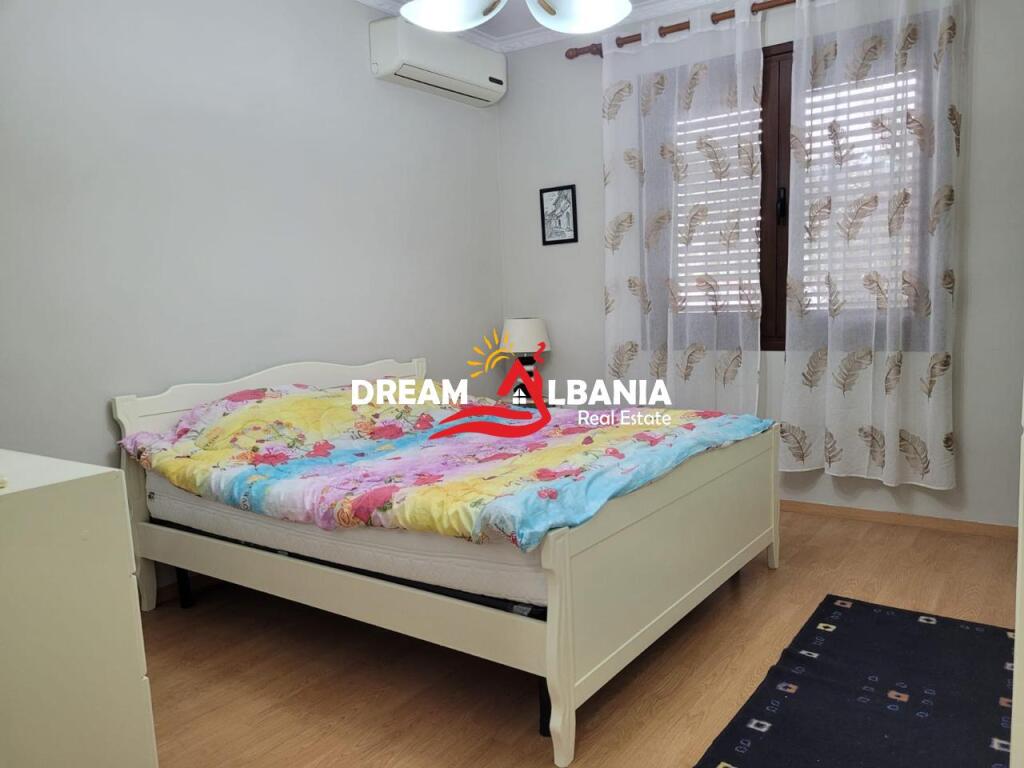 Jepet me qera 3+1+2 kati i nje vile tek Inxhinieria e Ndertimit (ID 4241037)