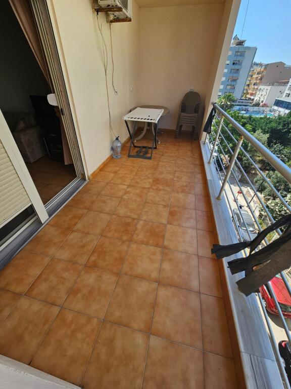 SHITET APARTAMENT NË PLAZH DURRES! VIJE E PARE, PAS HOTEL DYRRAH 1+1 | 80 m2 | KATI 4 ME ASHENSOR