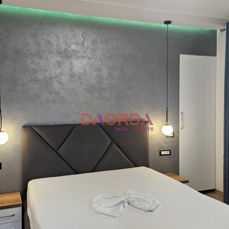 For rent 1+1 apartment near the Museum, in the center of Durrës!