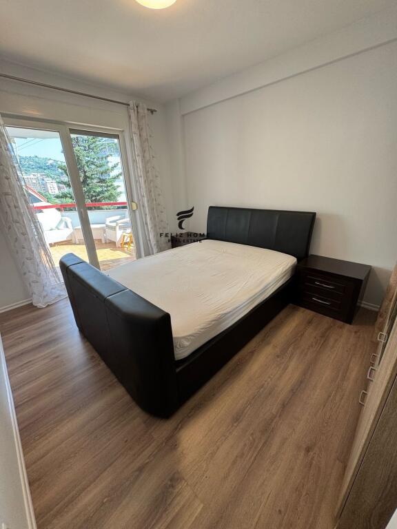 APARTAMENT ME QERA 2+1 LIQENI THATE