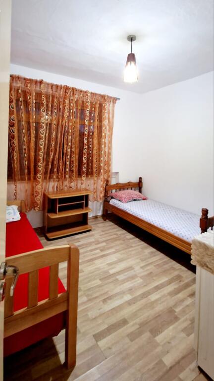 Apartament 2+1 për Qira – Rruga Bardhyl